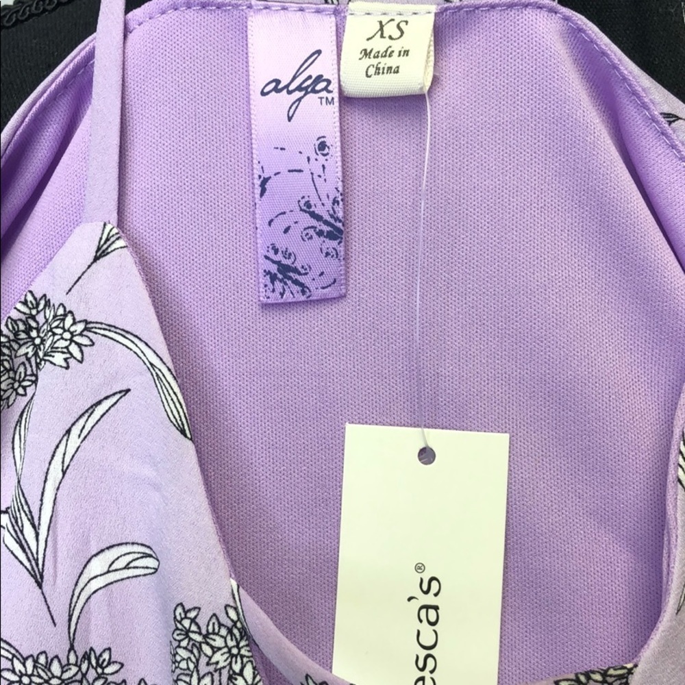New! Francesca’s Lavender Floral Top - Picture 7 of 7